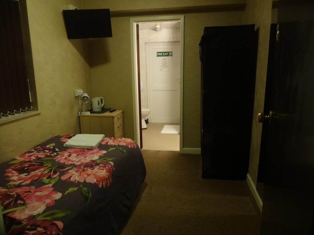 The Manor Hotel ヌニートン 部屋 写真